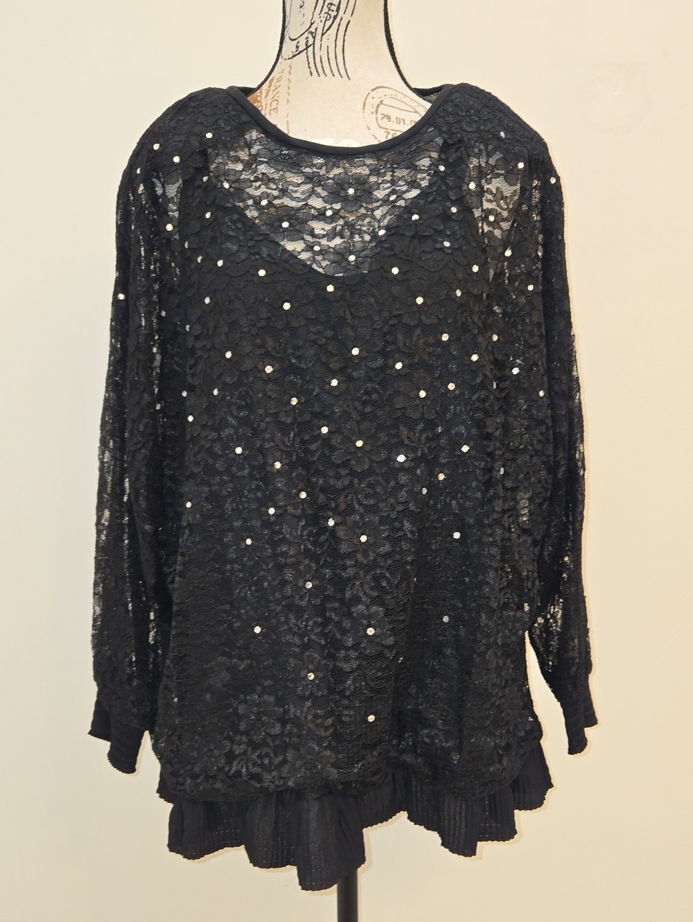Black Lace Sequin Long-Sleeve Top With Built-in Camisole Size 16